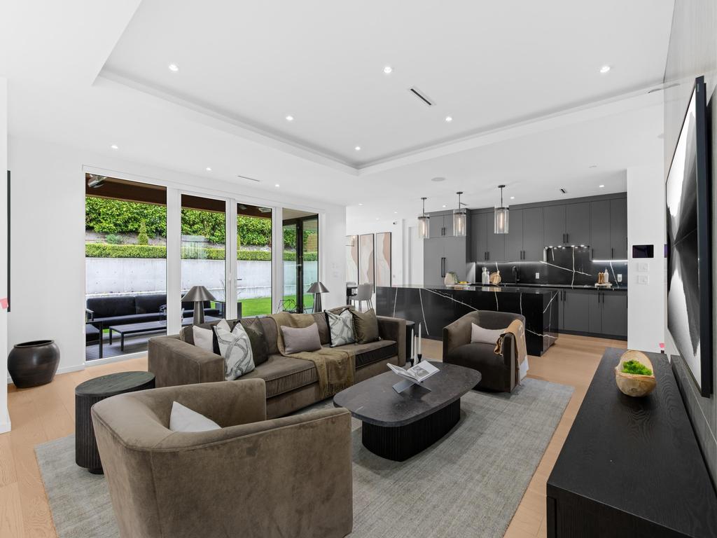 Listing Image for R3113565