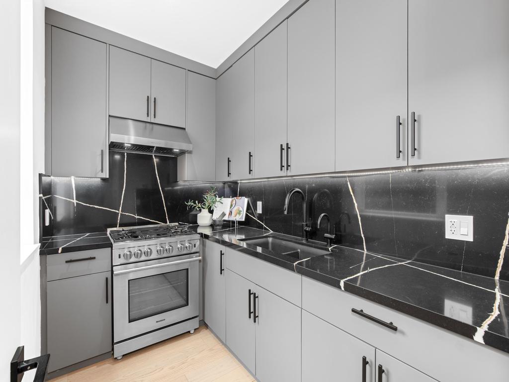 Listing Image for R3113565