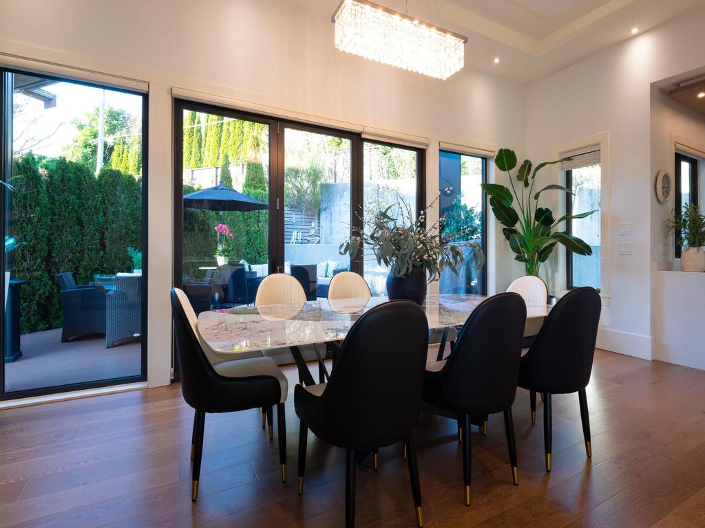 Listing Image for R3113624