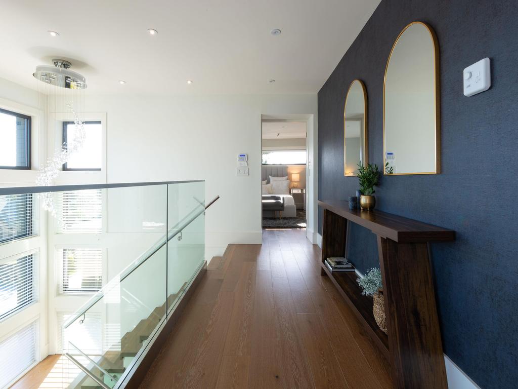 Listing Image for R3113624