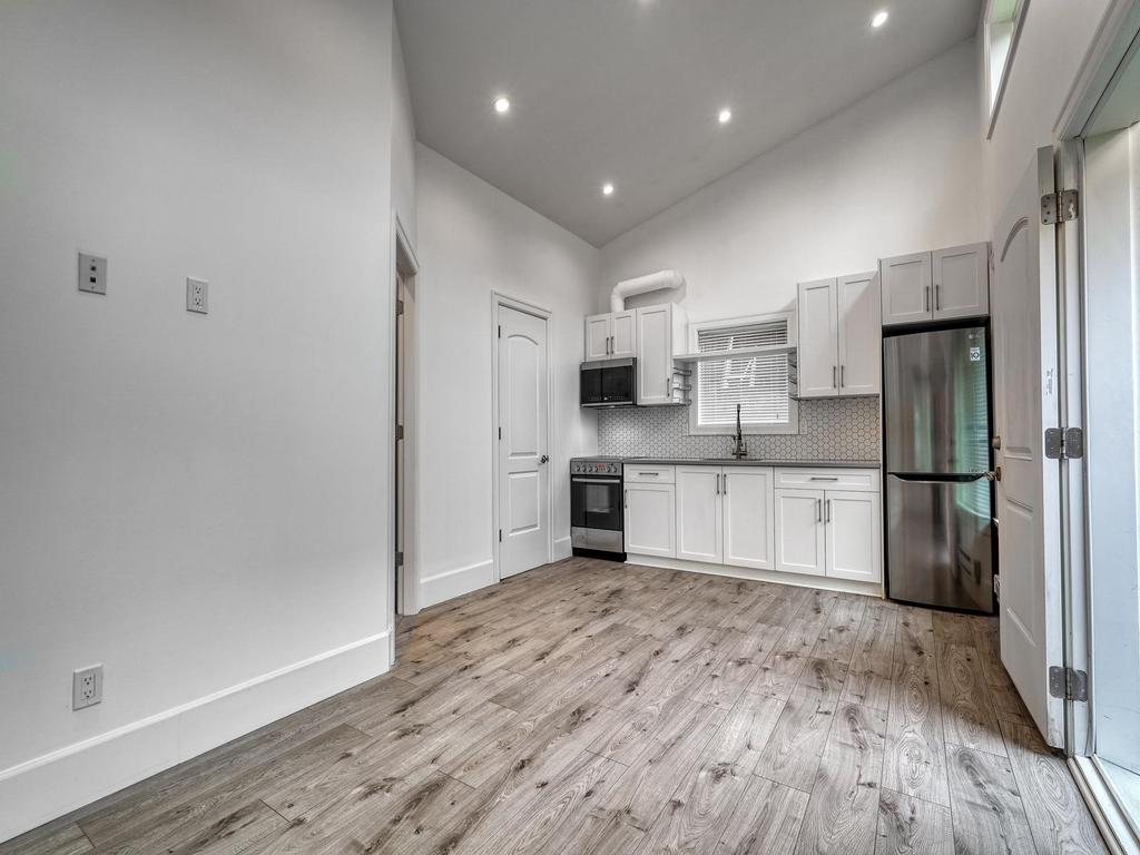 Listing Image for R3113702