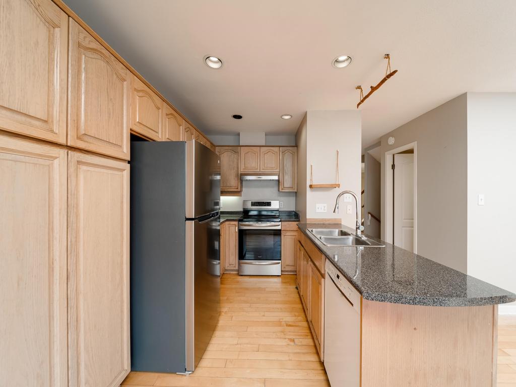 Listing Image for R3113815