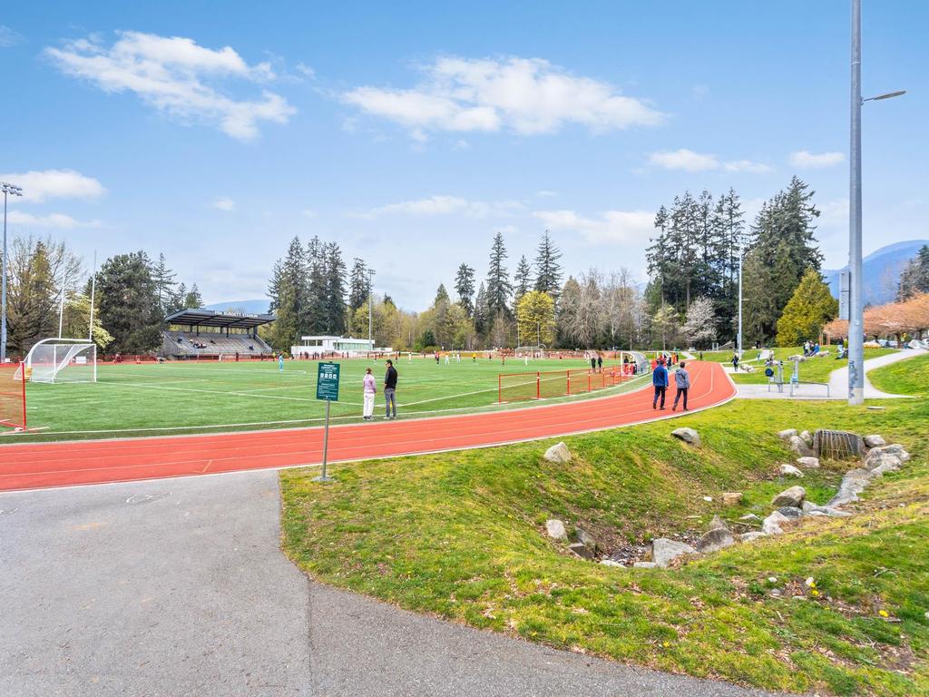 Listing Image for R3114026