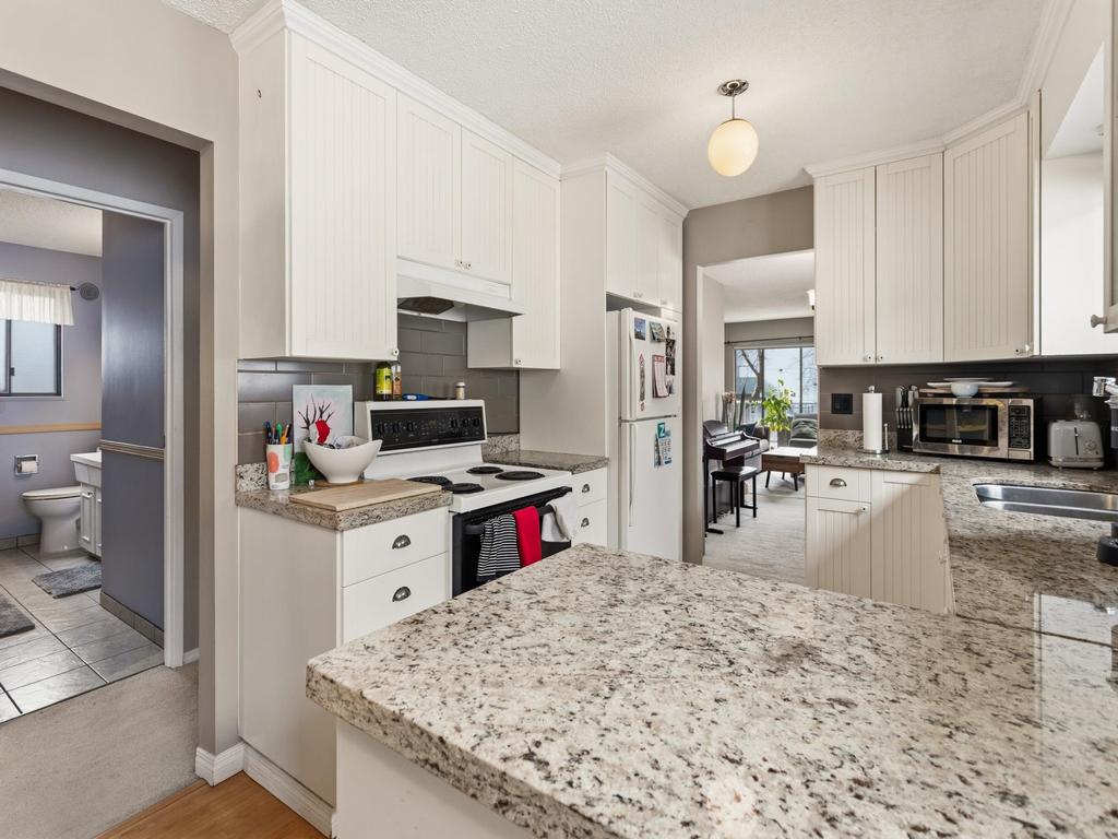 Listing Image for R3114026