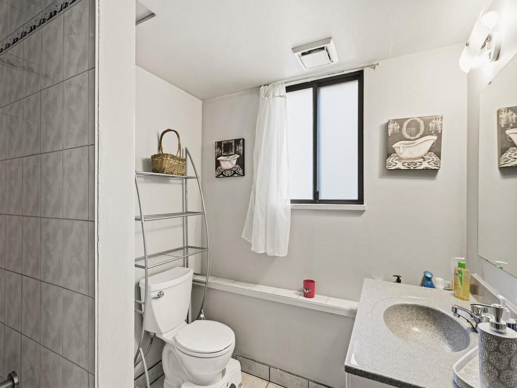 Listing Image for R3114026