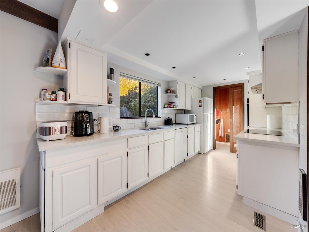 Listing Image for R3114054