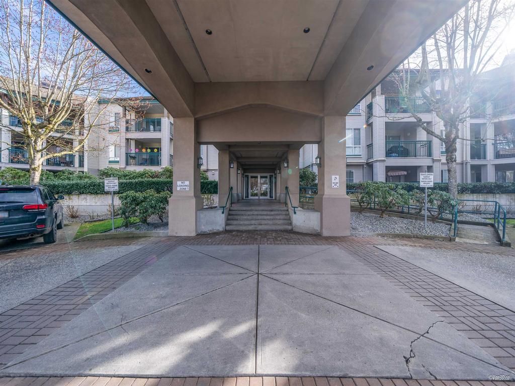 Listing Image for R3114055