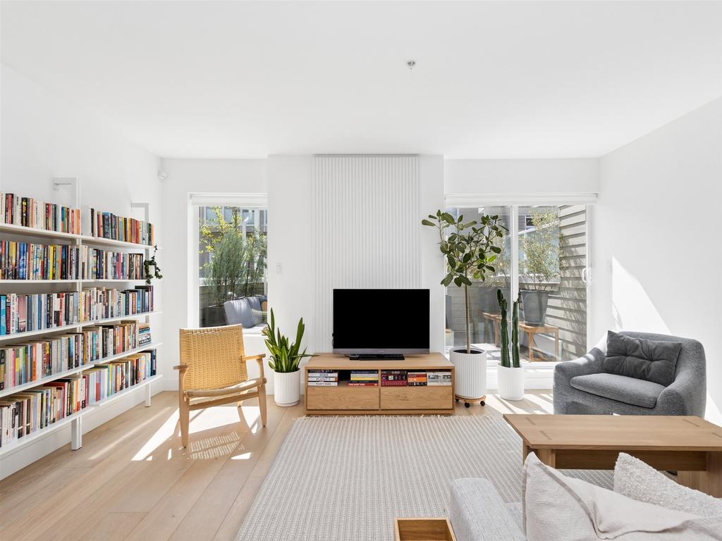 Listing Image for R3114236