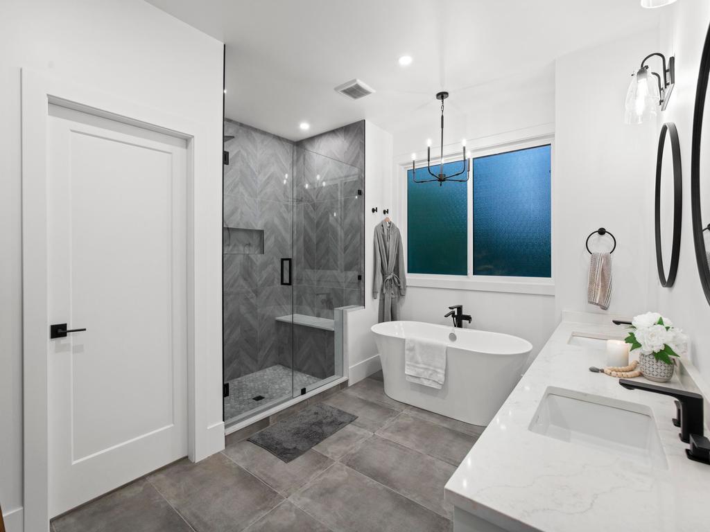 Listing Image for R3114325