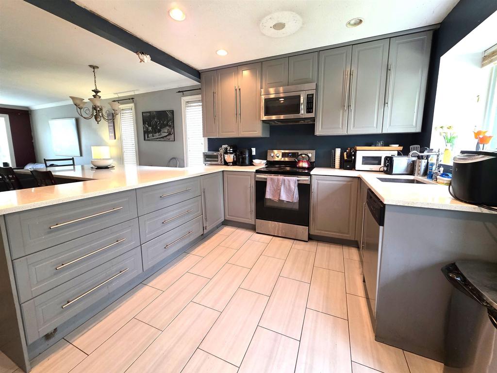 Listing Image for R3114428