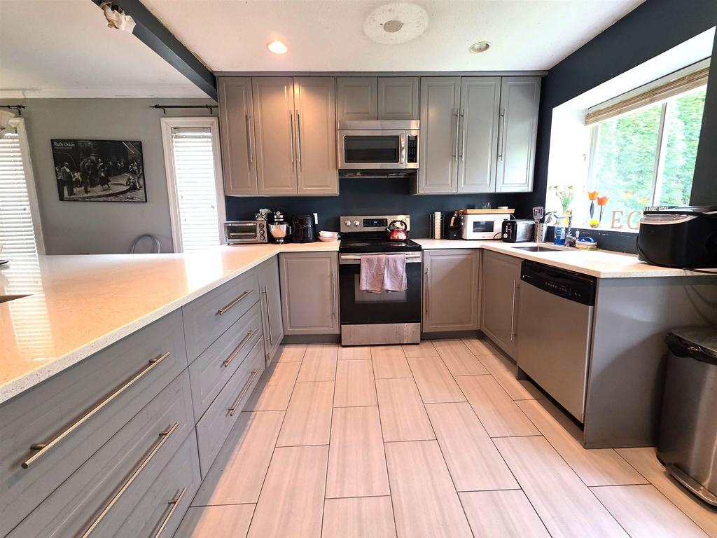 Listing Image for R3114428