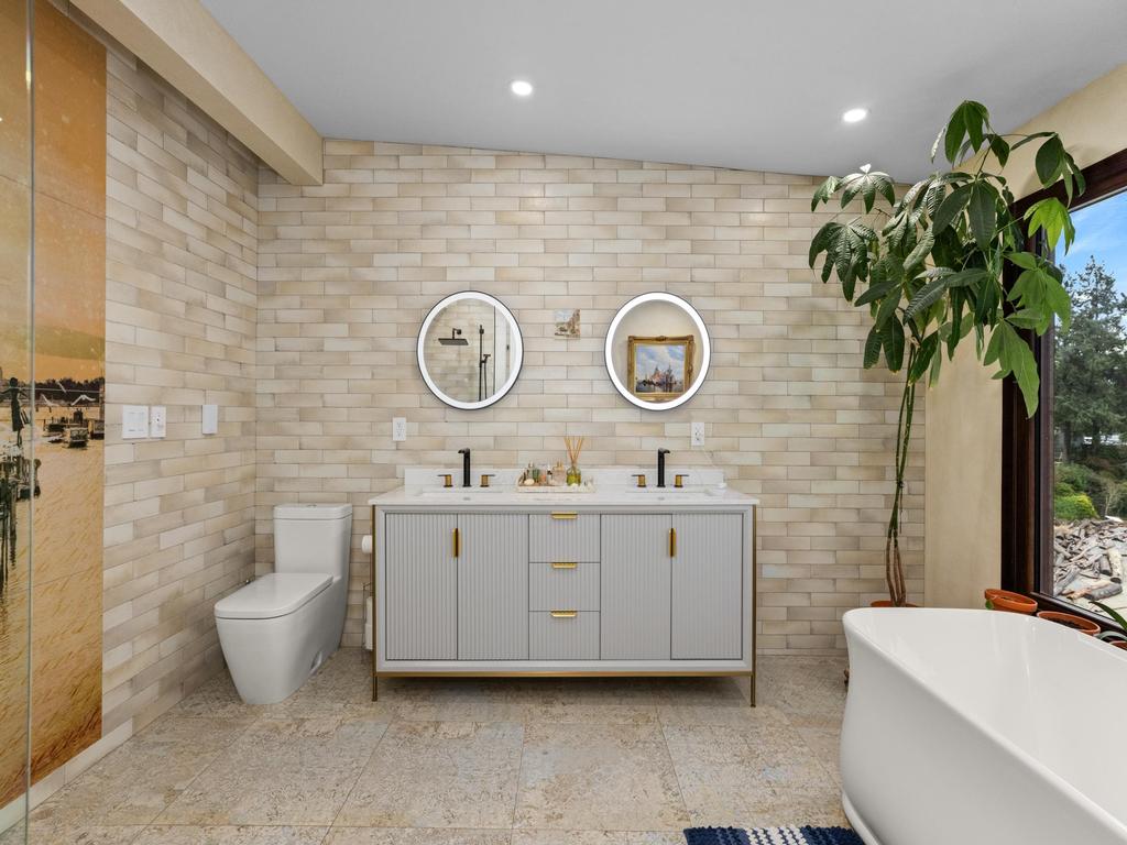 Listing Image for R3114958