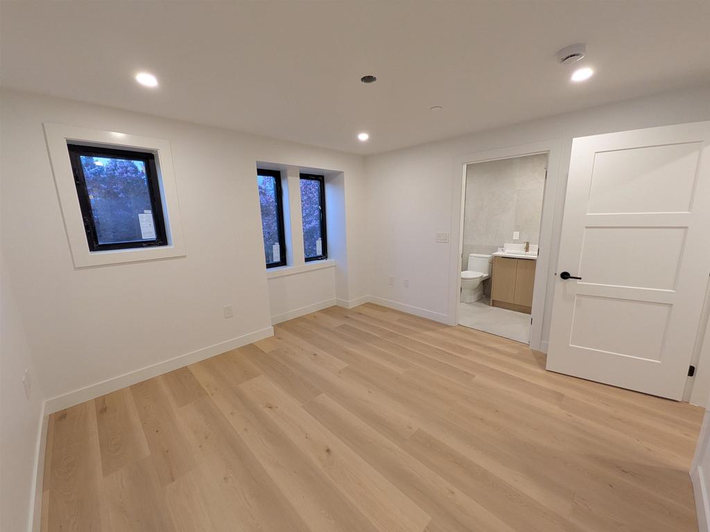Listing Image for R3116018