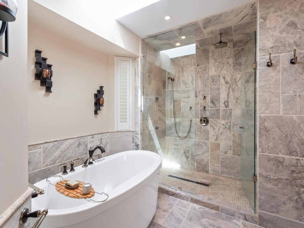 Listing Image for R3116600