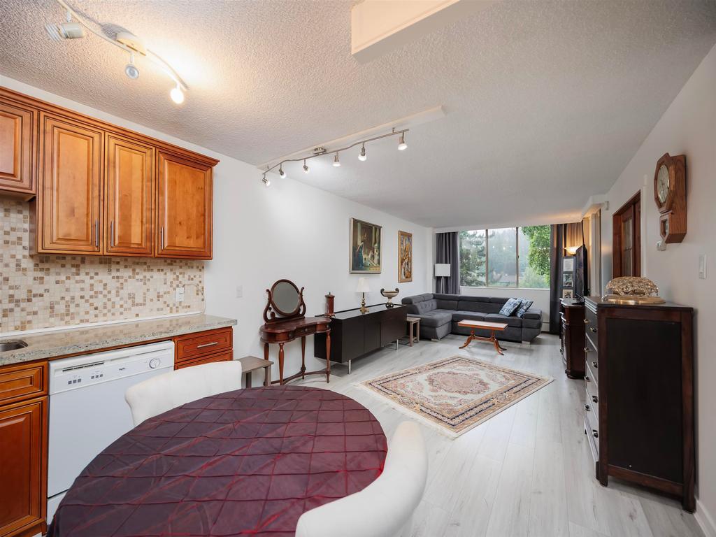 Listing Image for R3116977