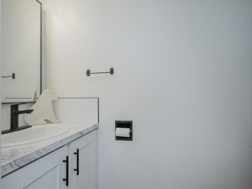 Listing Image for R3117093