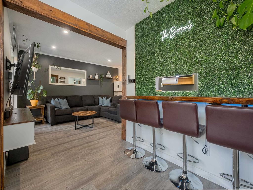 Listing Image for R3117093