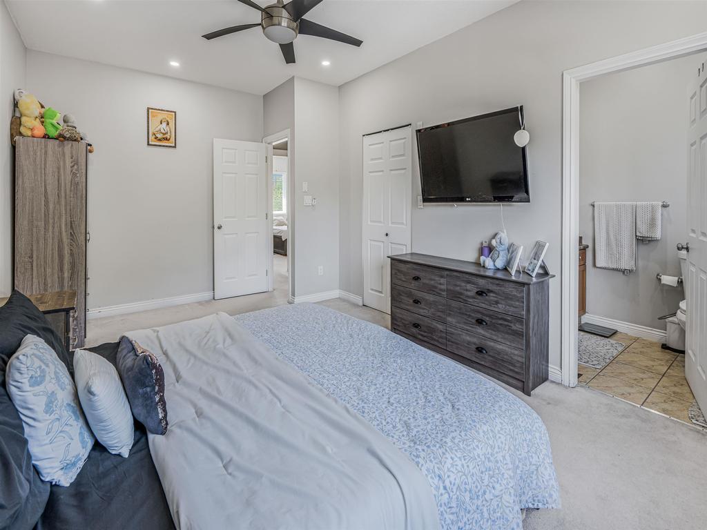 Listing Image for R3120270