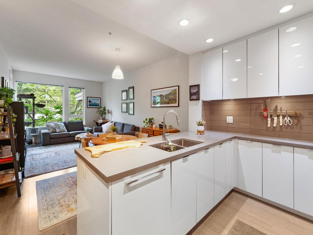 Listing Image for R3122002