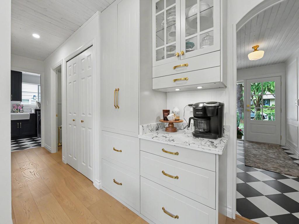 Listing Image for R3125025