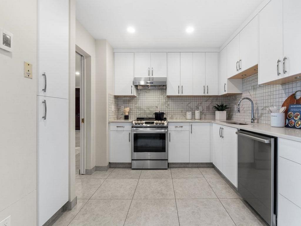 Listing Image for R3125580