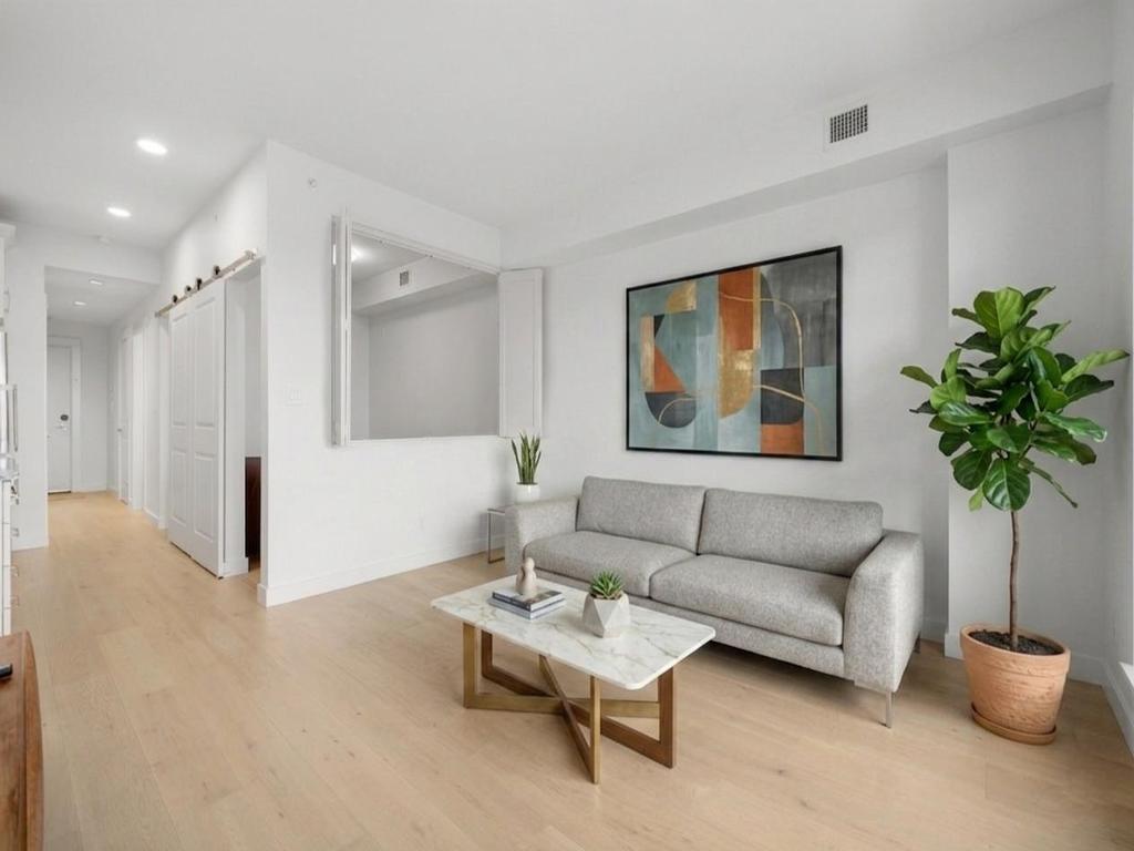 Listing Image for R3125999