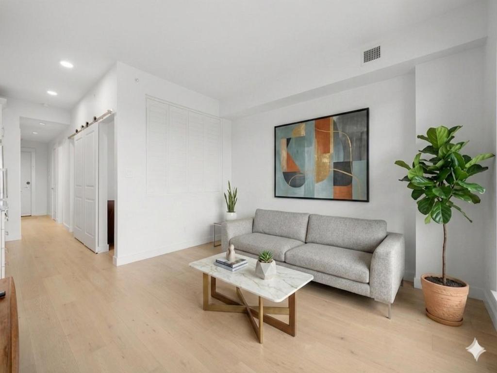 Listing Image for R3125999