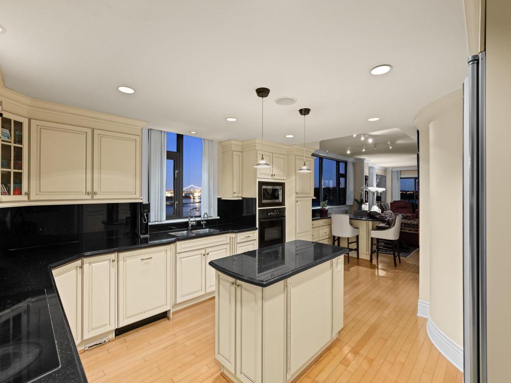 Listing Image for R3126295