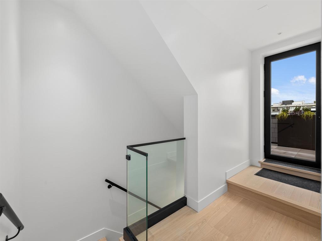 Listing Image for R3128082
