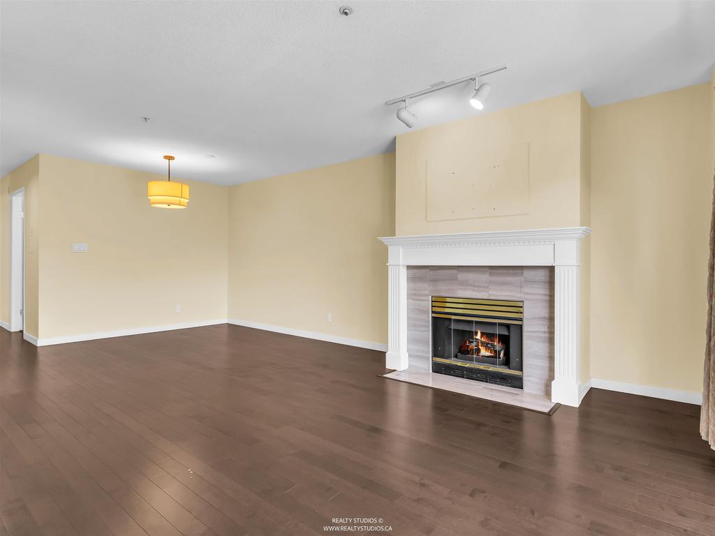 Listing Image for R3128388
