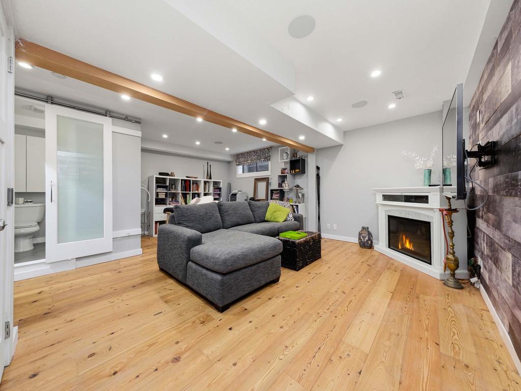 Listing Image for R3128393