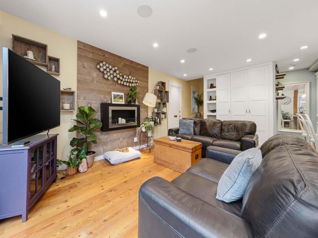 Listing Image for R3128393