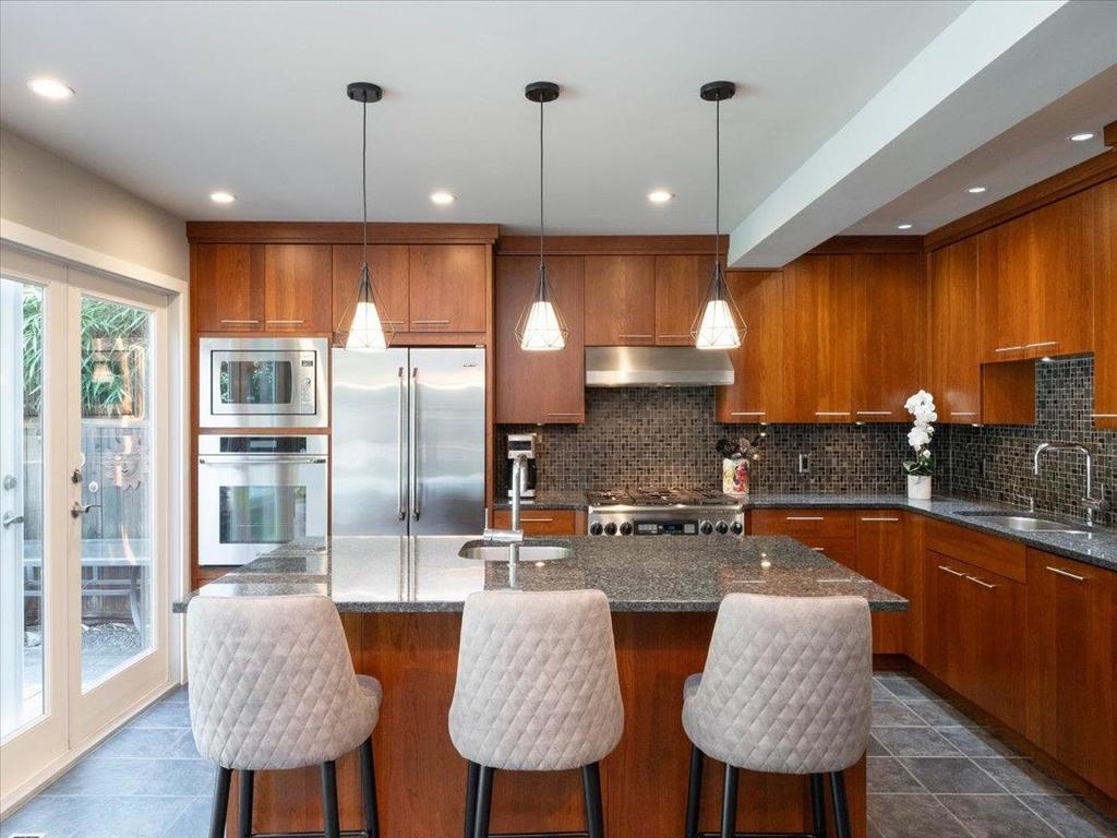 Listing Image for R3129300