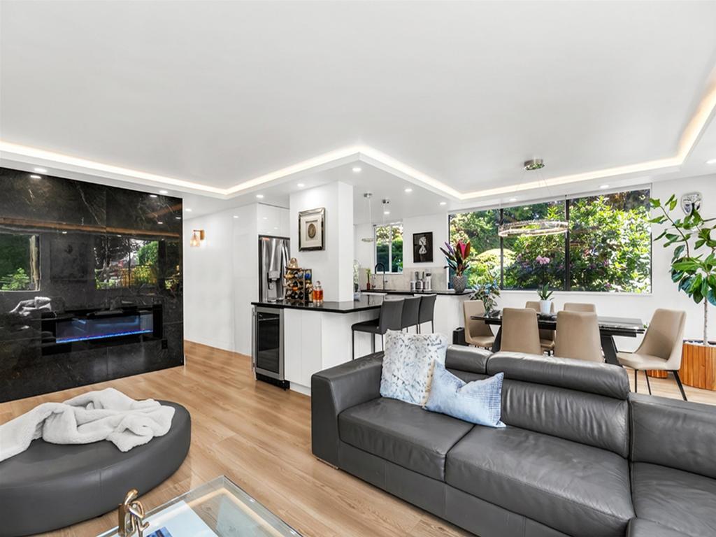 Listing Image for R3130078