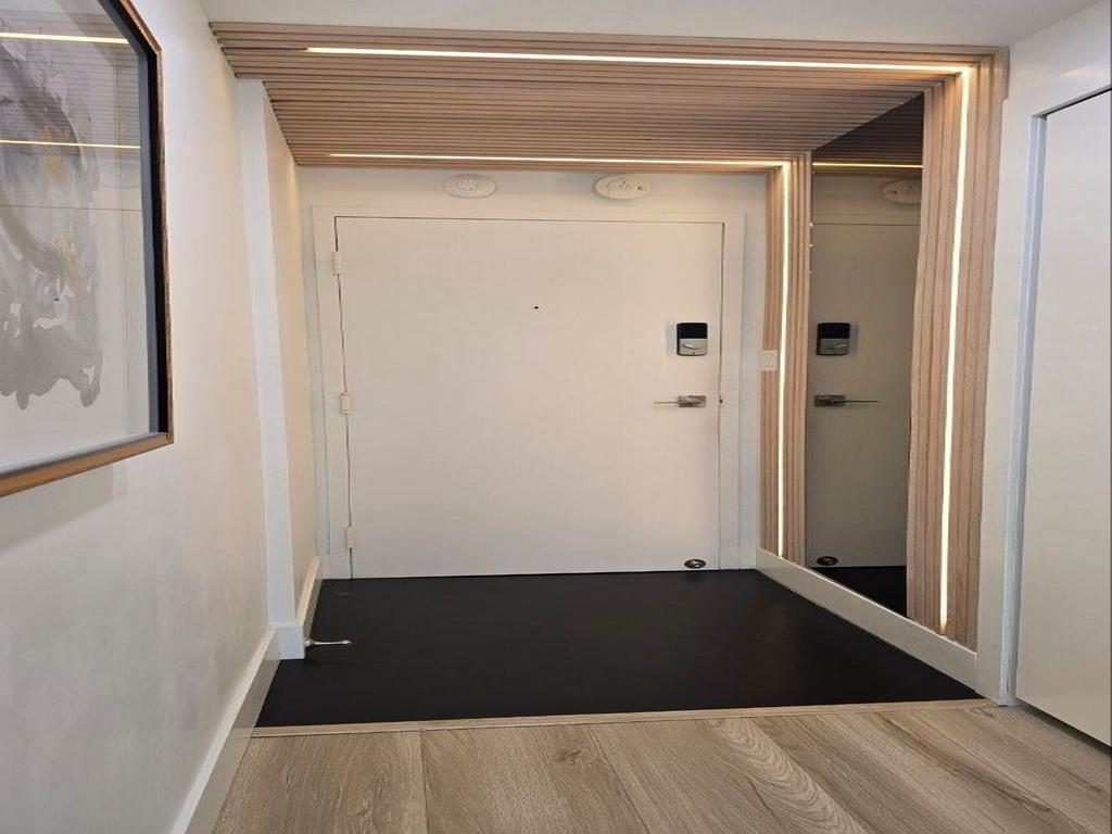 Listing Image for R3130078