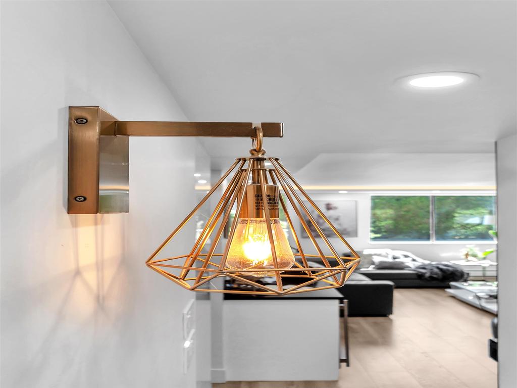 Listing Image for R3130078