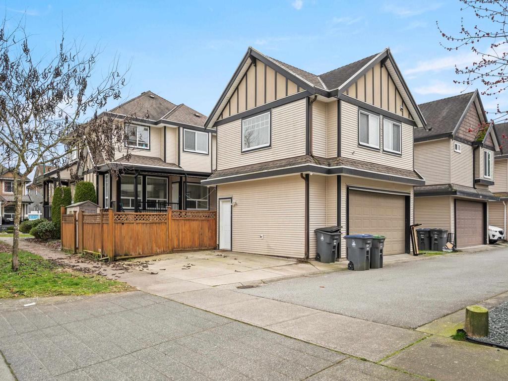 Listing Image for R3130090