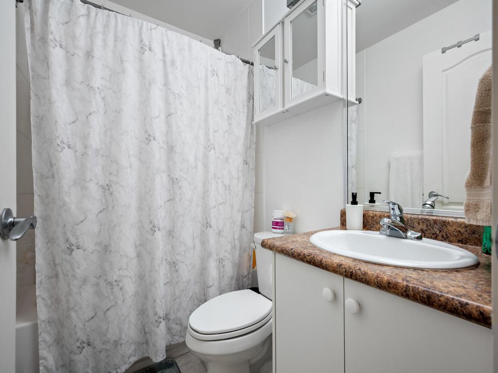 Listing Image for R3130090