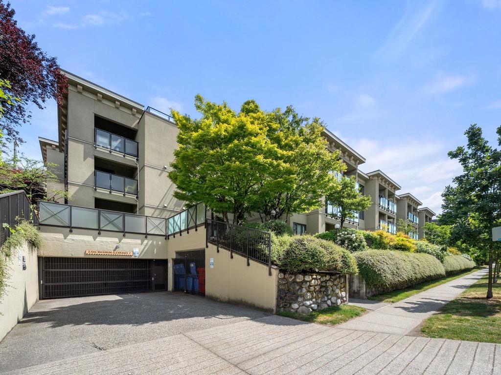 Listing Image for R3130102