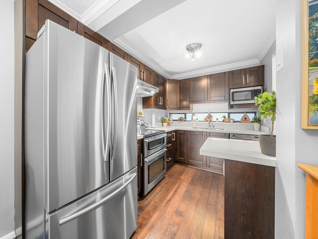 Listing Image for R3130102