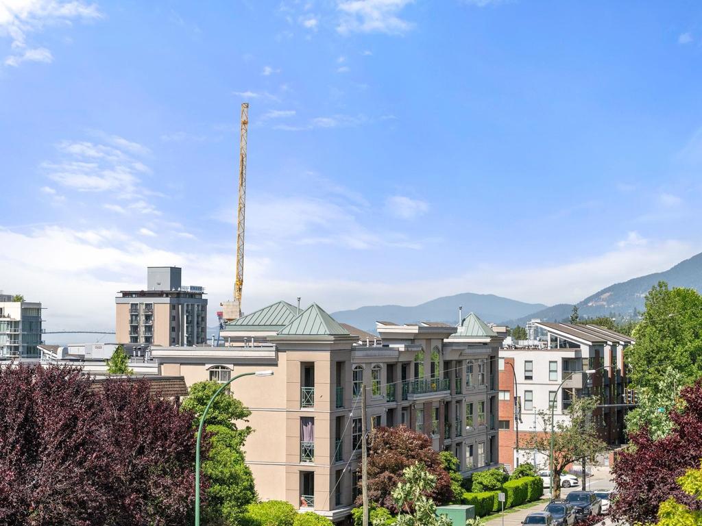 Listing Image for R3130102