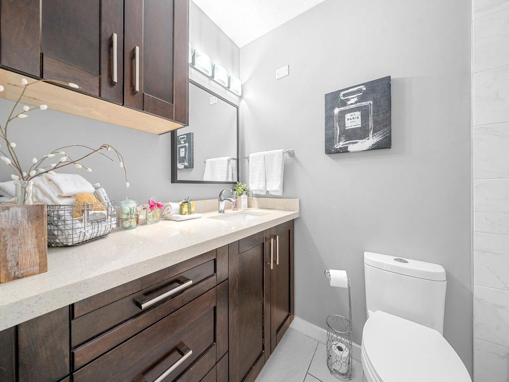 Listing Image for R3130102