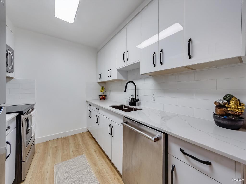 Listing Image for R3130142
