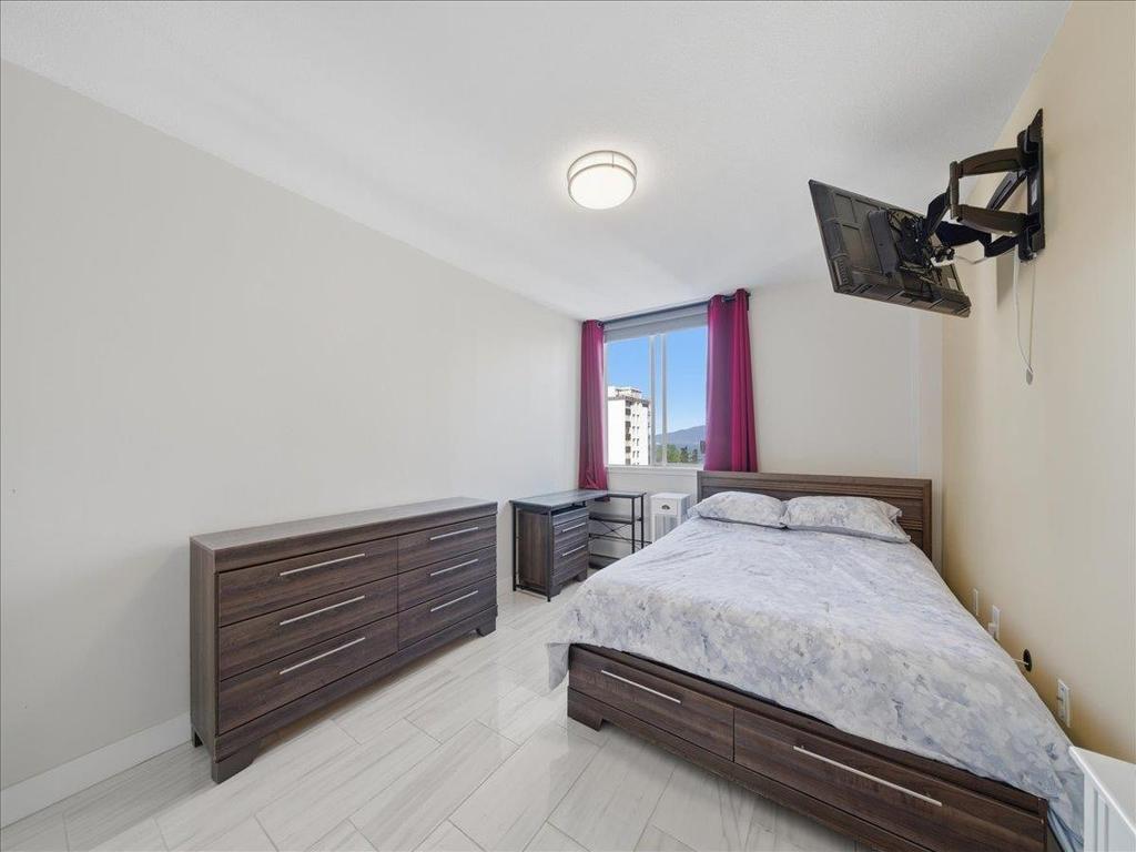 Listing Image for R3130236