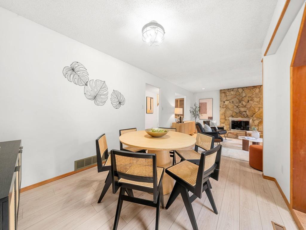 Listing Image for R3130283