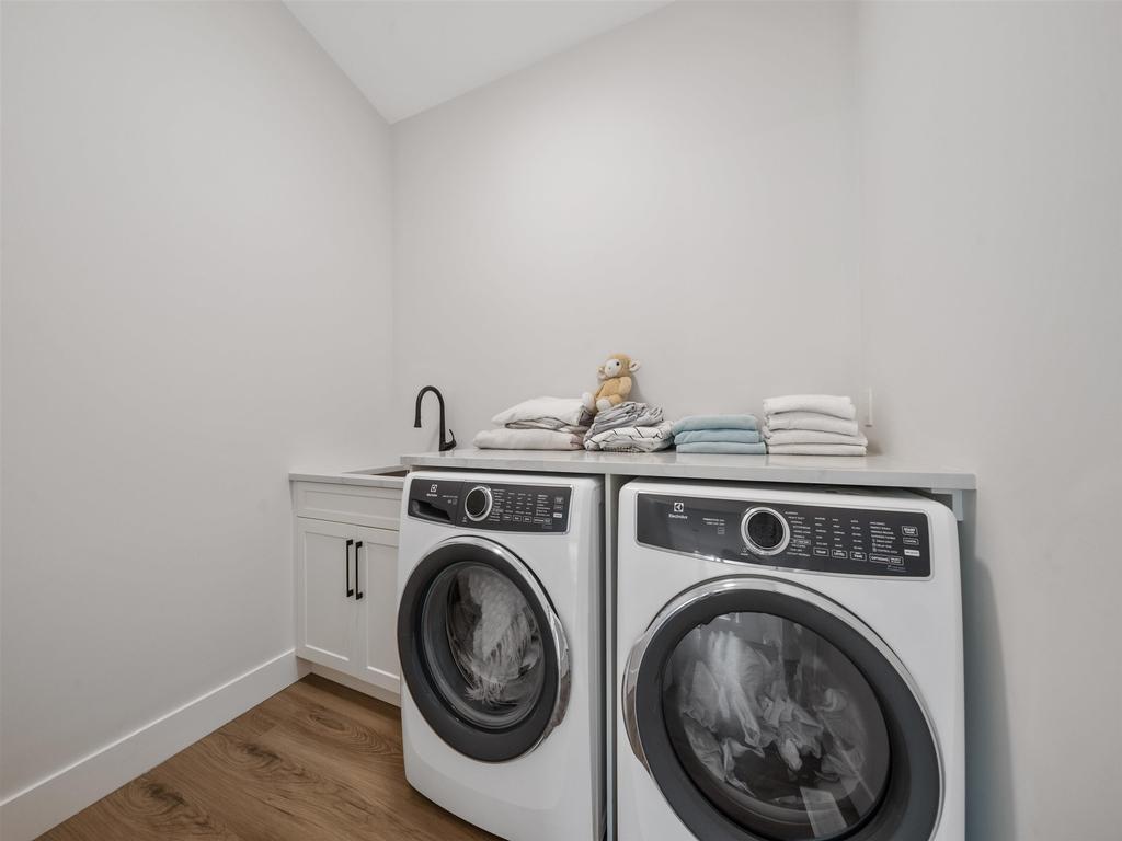 Listing Image for R3130301
