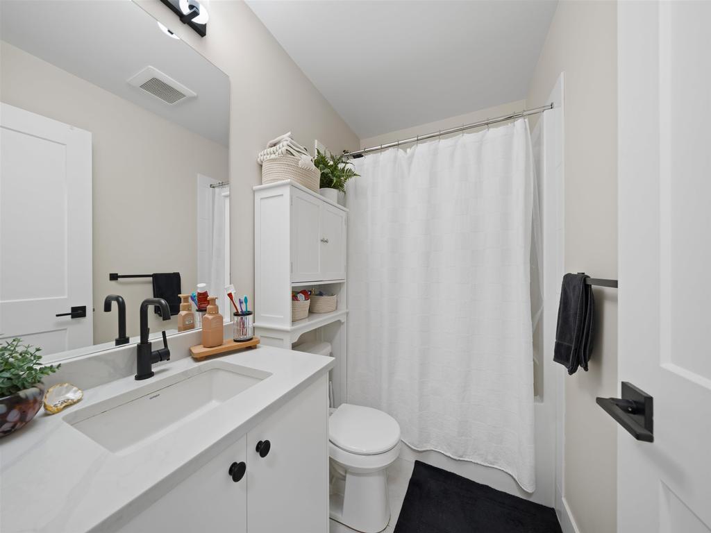 Listing Image for R3130301