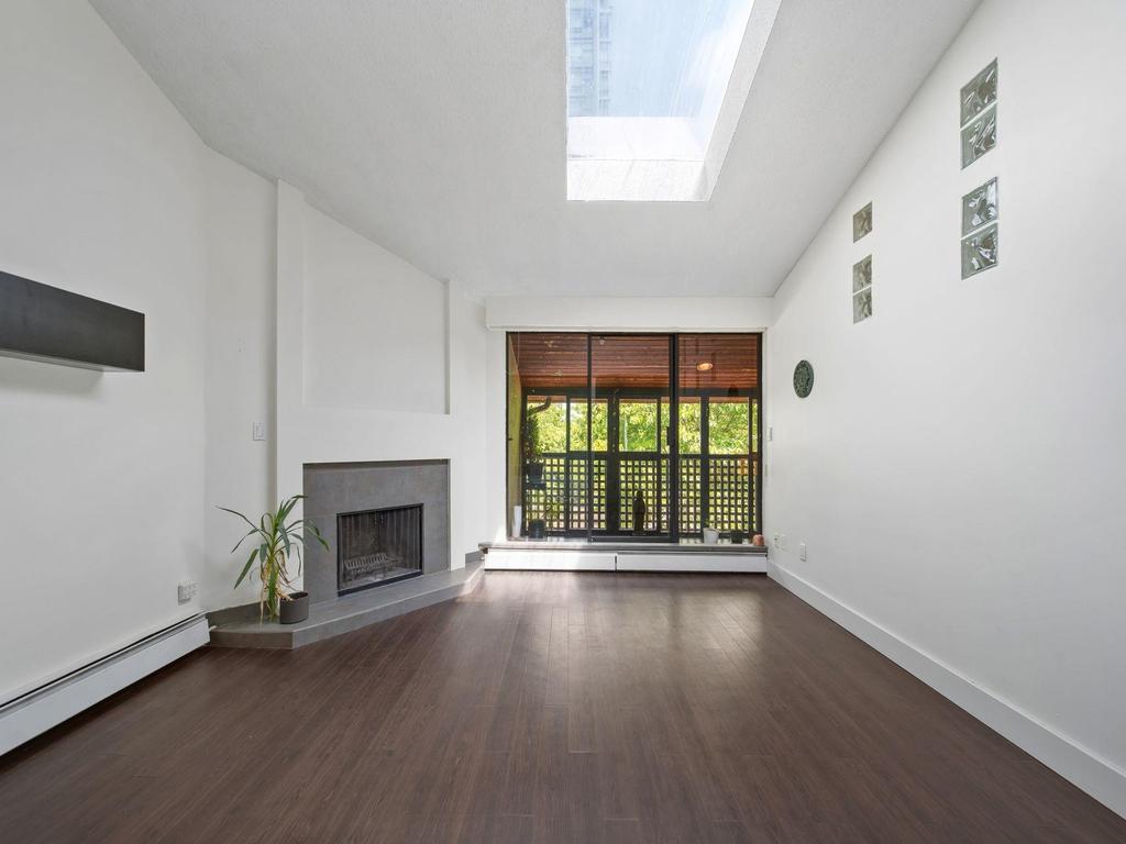 Listing Image for R3130305