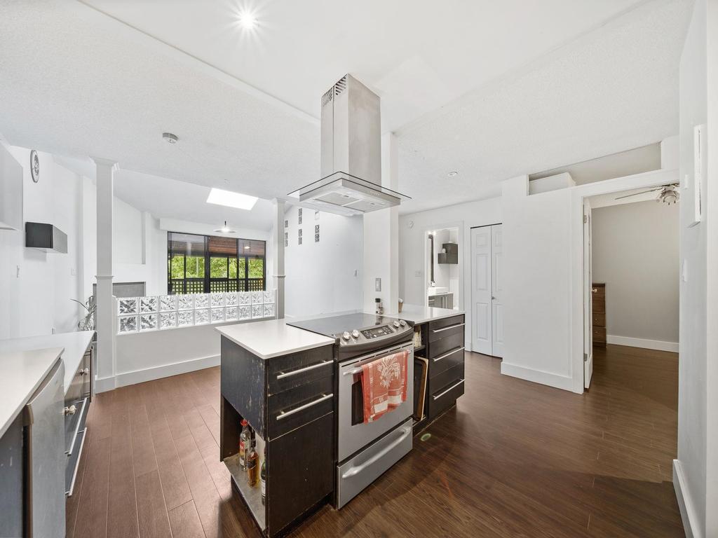 Listing Image for R3130305
