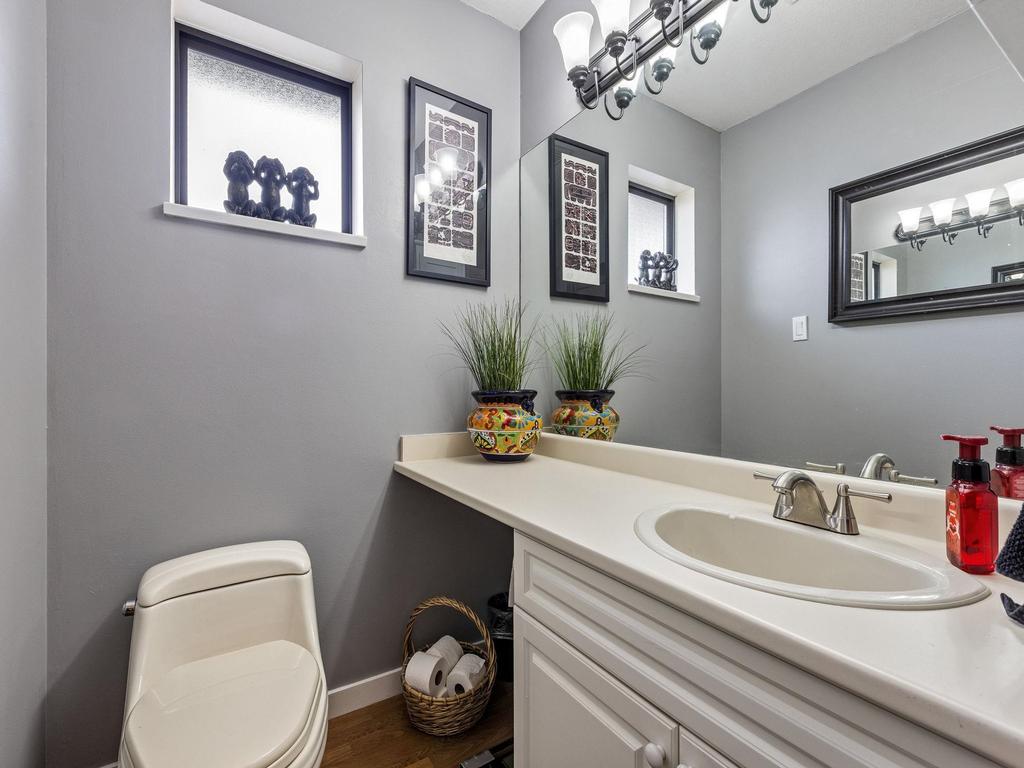 Listing Image for R3130311